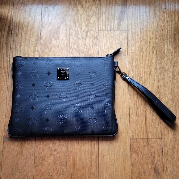 Authentic MCM Black Clutch - Picture 6 of 8